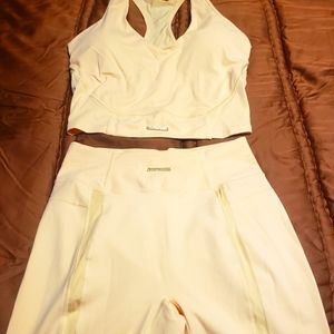 Whitney Simmons x Gymshark Pollen Set